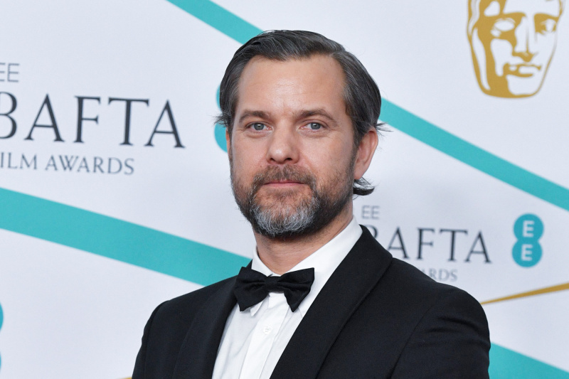 Joshua Jackson dit qu'il a ressenti'Imposter Syndrome' Over His 'Dawson's Creek' Salary