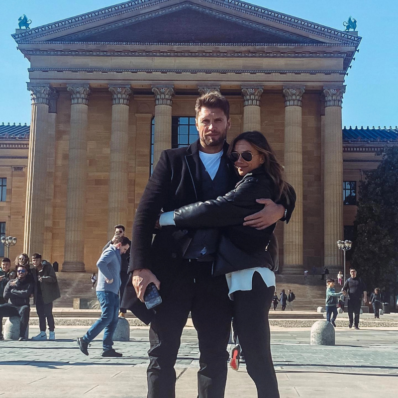 ¡Jugando a los turistas! Jana Kramer y BF Allan Russell visitan Filadelfia juntos