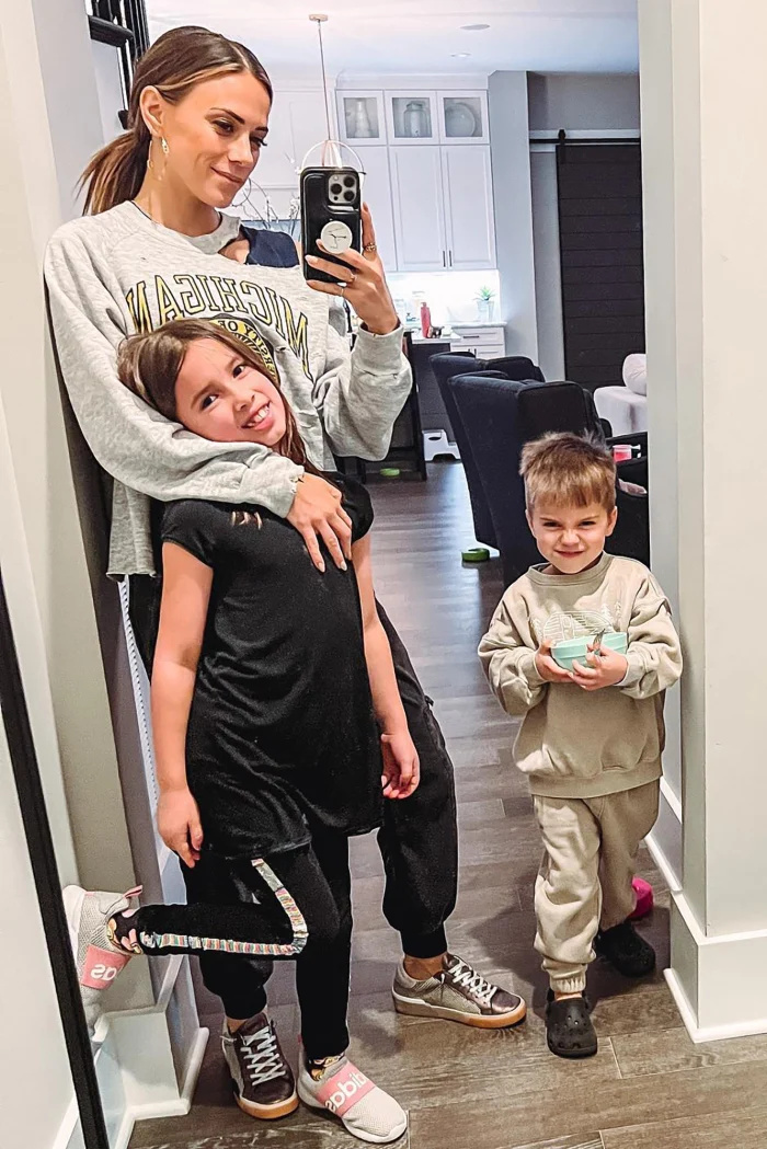 Jana Kramer revela que ella's Introduced Her Kids to New Boyfriend Allan Russell