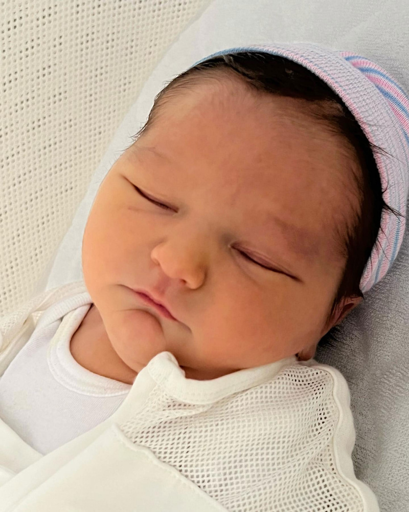 Peter Facinelli revela la primera foto de su hijo recién nacido Jack con Lily Anne Harrison 3