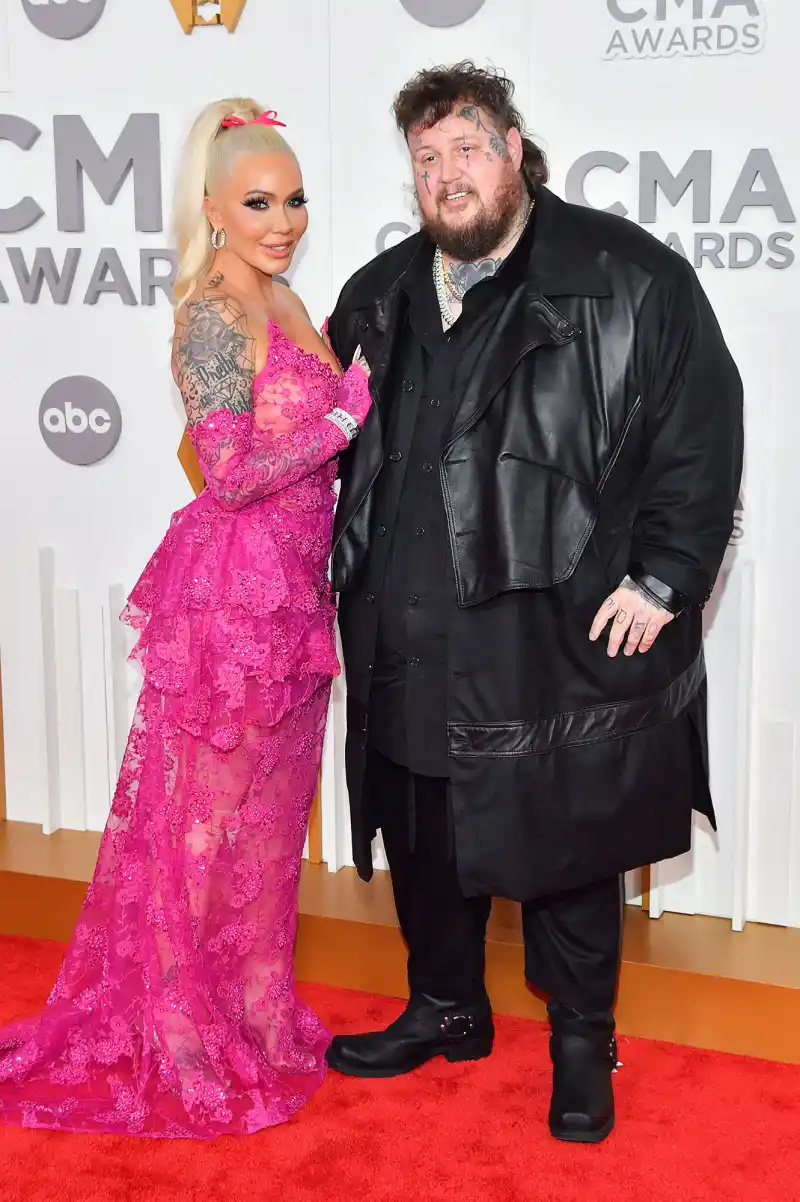 56. výročné udeľovanie cien CMA, Arrivals, Nashville, Tennessee, USA – 9. novembra 2022 Dynamic Duo! Pozrite si najhorúcejšie páry na CMA 2022