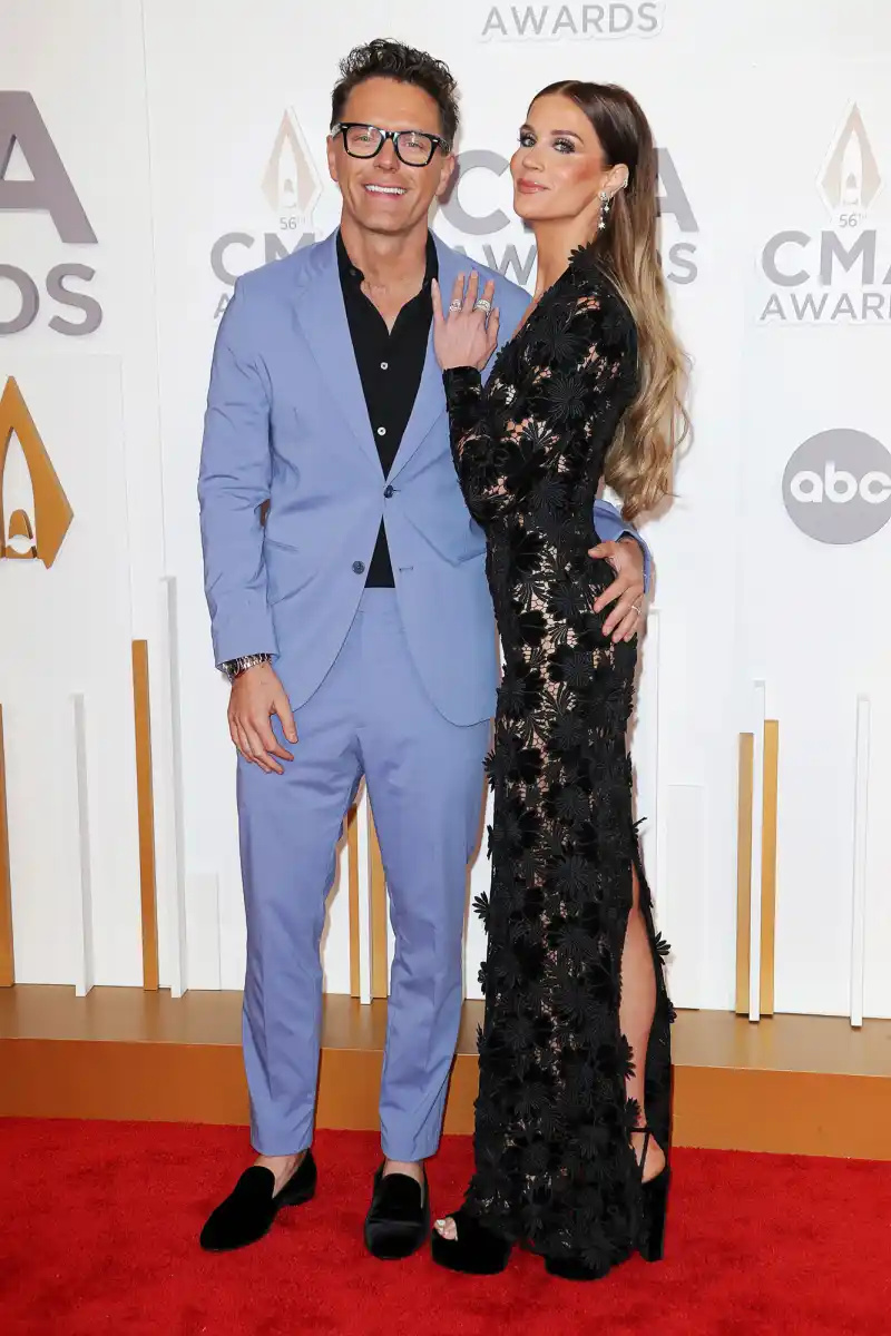 Dynamic Duo! Pozrite si najhorúcejšie páry na udeľovaní cien CMA Awards 2022 122 56. výročné udeľovanie cien CMA, Arrivals, Nashville, Tennessee, USA – 9. novembra 2022