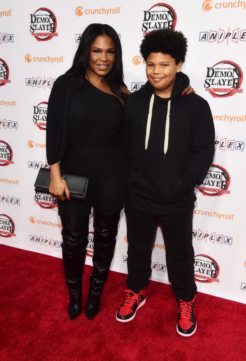   Nia Long sagt, der jüngste Sohn Kez habe nach der Affäre von Dad Ime Udoka eine „wirklich harte Zeit“ – 556'Demon Slayer: To the Swordsmith Village' premiere, Arrivals, Los Angeles, California, USA - 18 Feb 2023