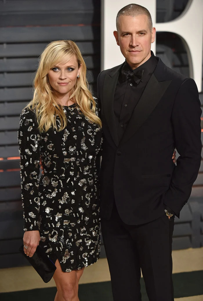 Reese Witherspoon, descoberta sense anell de casament després d'anunciar el divorci de Jim Toth