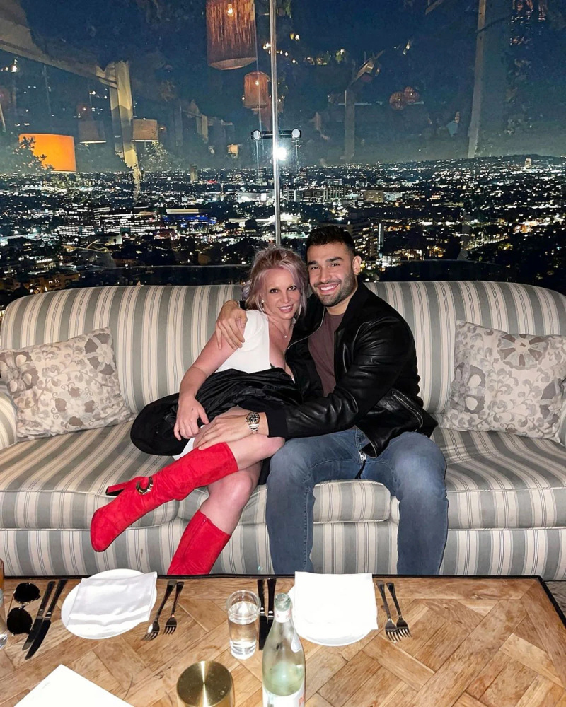 O mundo é deles Sam Asghari escreve Sweet Note Noivo Britney
