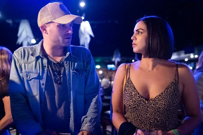 Toms Švarcs saka, ka bijusī sieva Keitija Malonija bija 'briesmonis', kas 'raudāja vilku' visā laulības laikā:'She's Way Better Now'