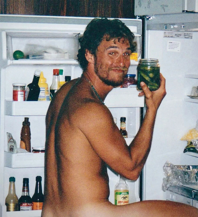 Matthew McConaughey Nude Pickles 冰箱