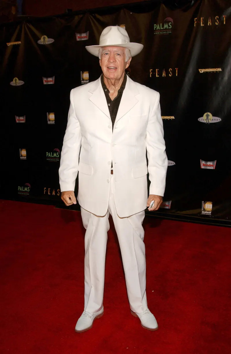 Clu Gulager