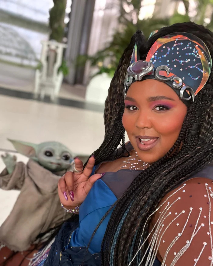 Lizzo säger att hon'Cried All Day' Over 'The Mandalorian' Surprise Cameo: I Am 'Forever Grateful'