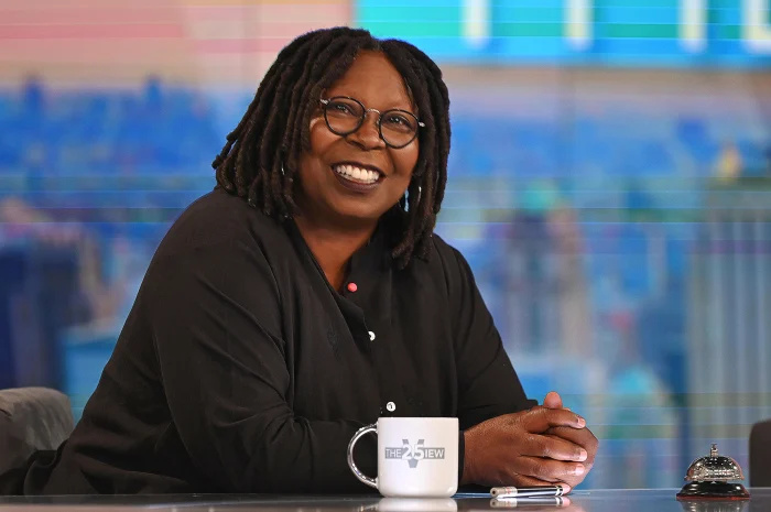Sunny Hostin odhaľuje, že Whoopi Goldbergová prdí najviac spomedzi nej The View Cohosts 517