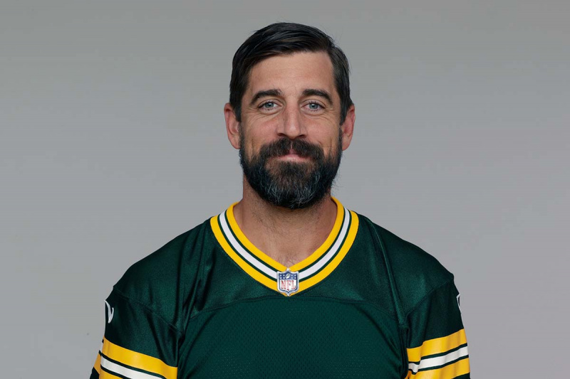 Aaron Rodgers: Estou fazendo um 'Retiro das Trevas' para 'Contemplar' o Futuro da NFL