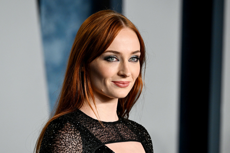 sophie-turner