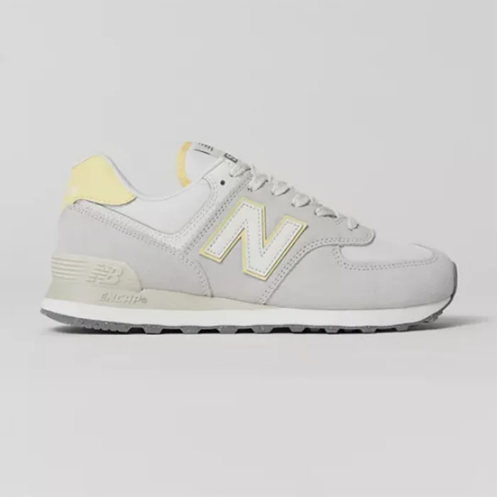 weekend-deals-urban-outfitters-new-balance-运动鞋